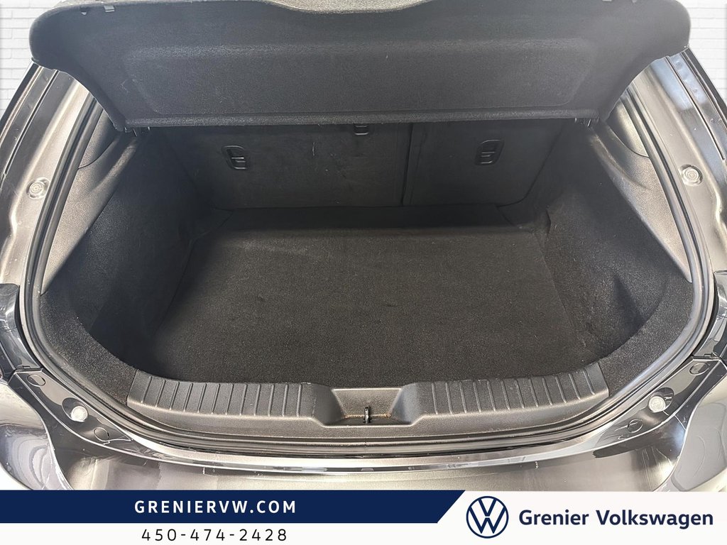 2023 Mazda 3 Sport GS-L, AWD, Cuir, Toit, Siege Chauff, Carplay in Terrebonne, Quebec - 10 - w1024h768px