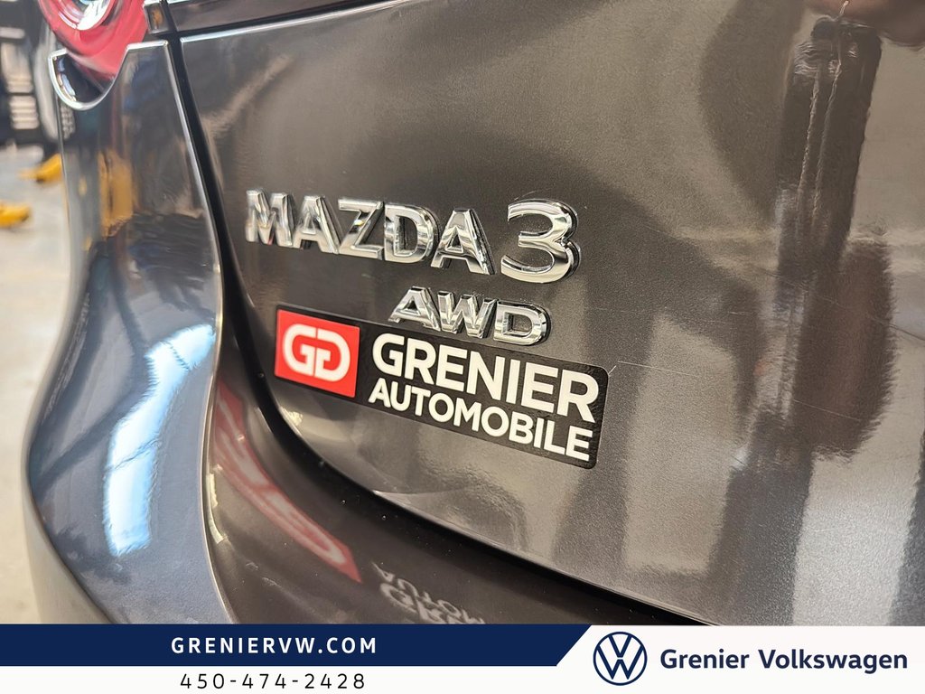 2023 Mazda 3 Sport GS-L, AWD, Cuir, Toit, Siege Chauff, Carplay in Terrebonne, Quebec - 12 - w1024h768px