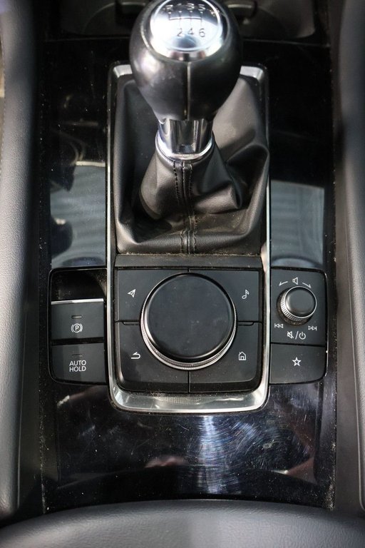 2024 Mazda 3 Sport GT, Cuir, Toit, Carplay, Pneus hiver inclus in Terrebonne, Quebec - 21 - w1024h768px