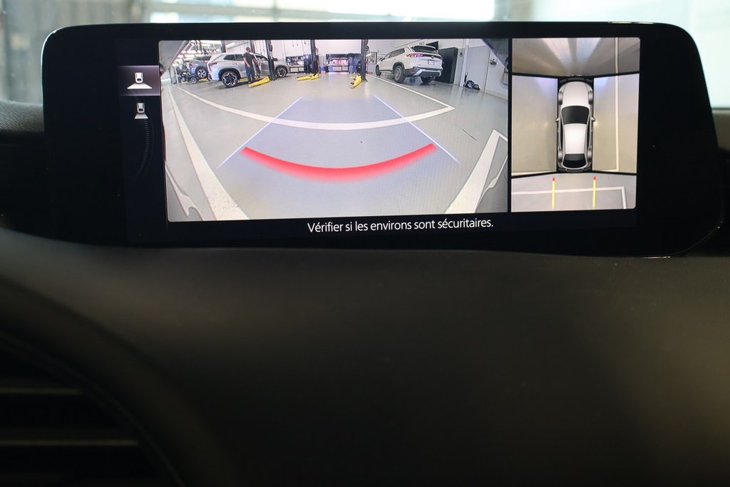 2024 Mazda 3 Sport GT, Cuir, Toit, Carplay, Pneus hiver inclus in Terrebonne, Quebec - 17 - w1024h768px