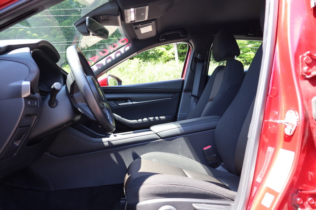 2020 Mazda 3 GX Sport, Caméra, Bluetooth, 8 Pneus in Mascouche, Quebec - 10 - w1024h768px