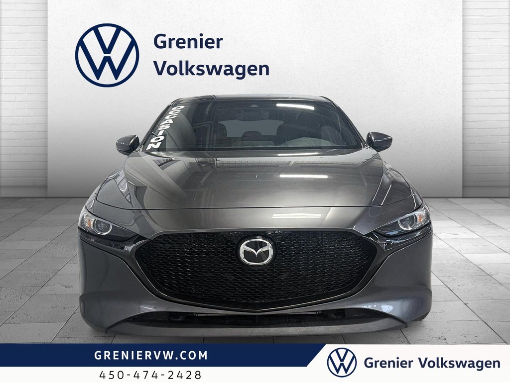Mazda 3 GS, Manuel, Carplay, Siege+Volant Chauffant 2023 à Terrebonne, Québec - 2 - w1024h768px