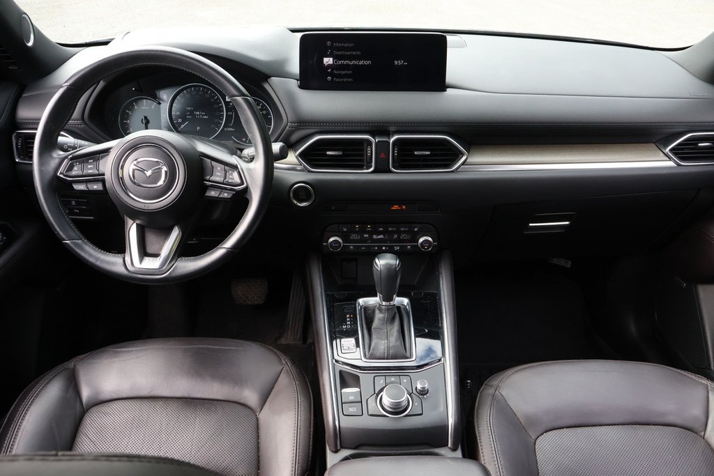 2022 Mazda CX-5 Signature, AWD, Cuir, Toit, Carplay in Terrebonne, Quebec - 14 - w1024h768px