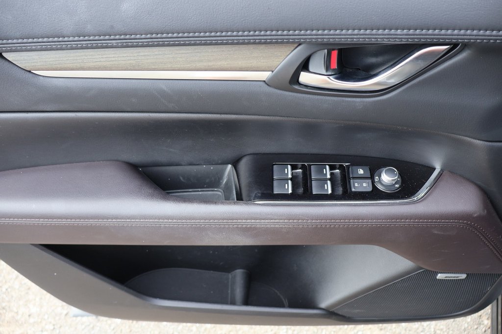 2022 Mazda CX-5 Signature, AWD, Cuir, Toit, Carplay in Terrebonne, Quebec - 29 - w1024h768px