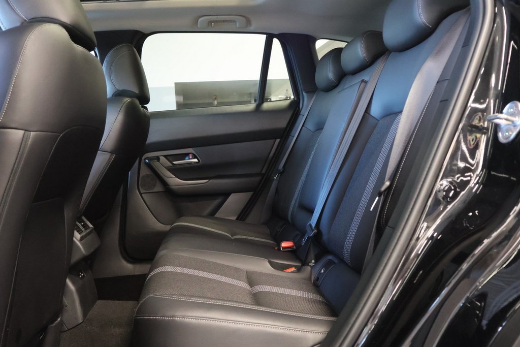 2023 Mazda CX-50 GS-L, AWD, Cuir, Toit, Carplay in Terrebonne, Quebec - 30 - w1024h768px