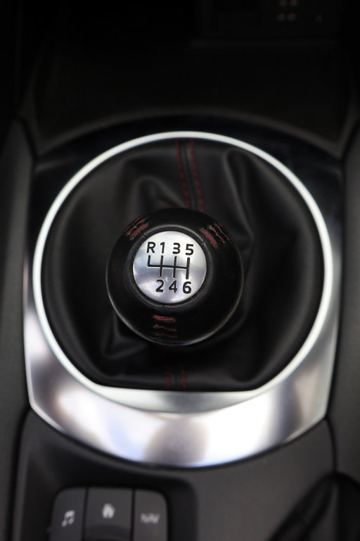 Mazda MX 5 50th, Jantes BBS, Audio bose, Banc chauffants 2018 à Terrebonne, Québec - 25 - w1024h768px