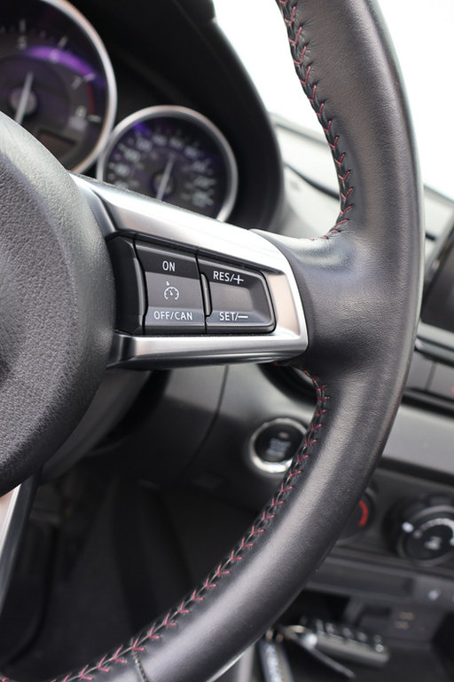 Mazda MX 5 50th, Jantes BBS, Audio bose, Banc chauffants 2018 à Terrebonne, Québec - 18 - w1024h768px