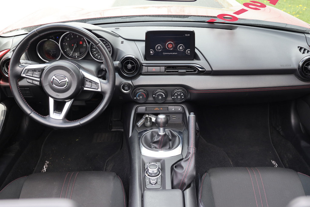 Mazda MX 5 50th, Jantes BBS, Audio bose, Banc chauffants 2018 à Terrebonne, Québec - 14 - w1024h768px