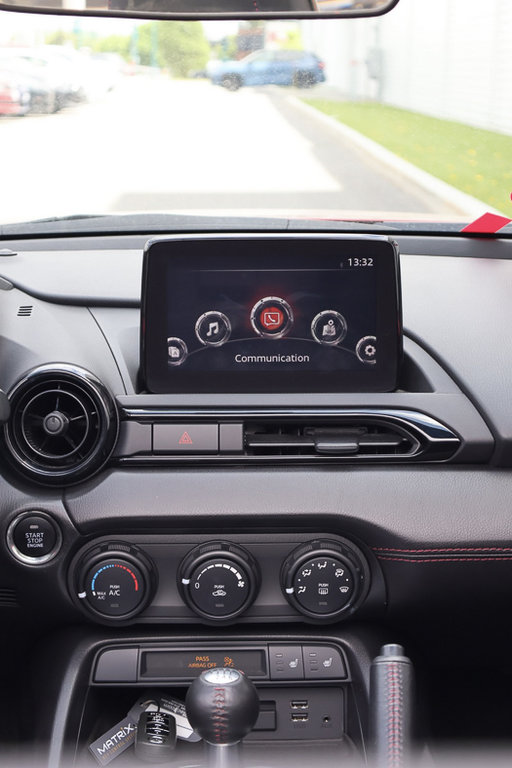 Mazda MX 5 50th, Jantes BBS, Audio bose, Banc chauffants 2018 à Terrebonne, Québec - 21 - w1024h768px