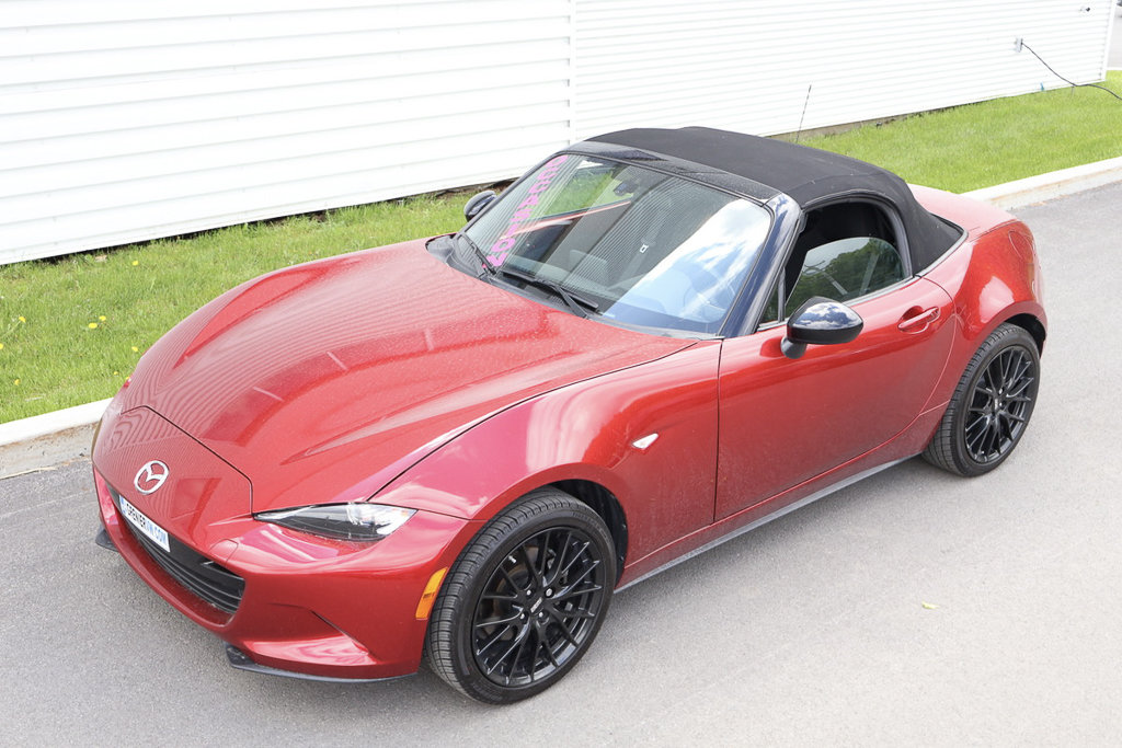 Mazda MX 5 50th, Jantes BBS, Audio bose, Banc chauffants 2018 à Terrebonne, Québec - 9 - w1024h768px