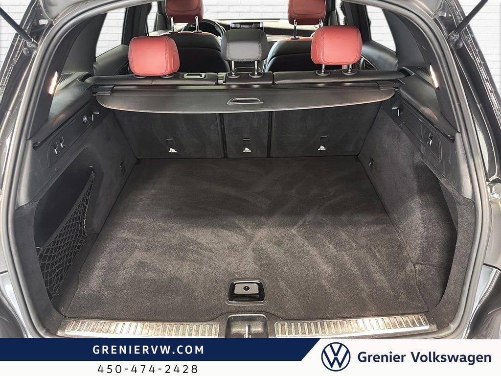 2021 Mercedes GLC 43 AMG GLC 43, Cuir Rouge, Toit, Carplay, 4Matic in Terrebonne, Quebec - 8 - w1024h768px