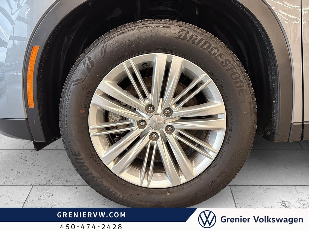 Mitsubishi Outlander ES, AWD, 7pass, Carplay, Banc chauffants 2024 à Mascouche, Québec - 7 - w1024h768px