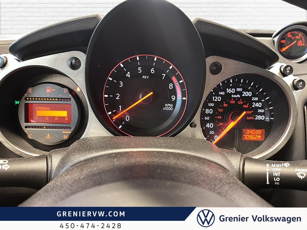 2020 Nissan 370Z 332hp, Bas KM, Pneus et Jantes neuf in Terrebonne, Quebec - 14 - w1024h768px