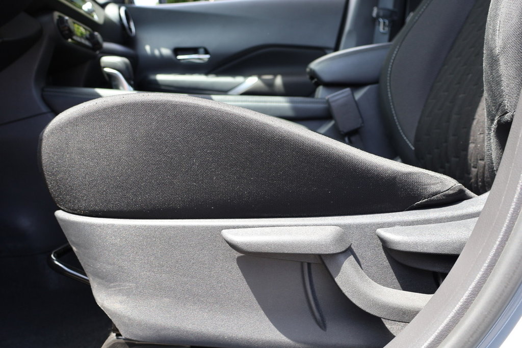 2021 Nissan Kicks SV, Caméra, Bluetooth, Banc chauffants in Terrebonne, Quebec - 11 - w1024h768px