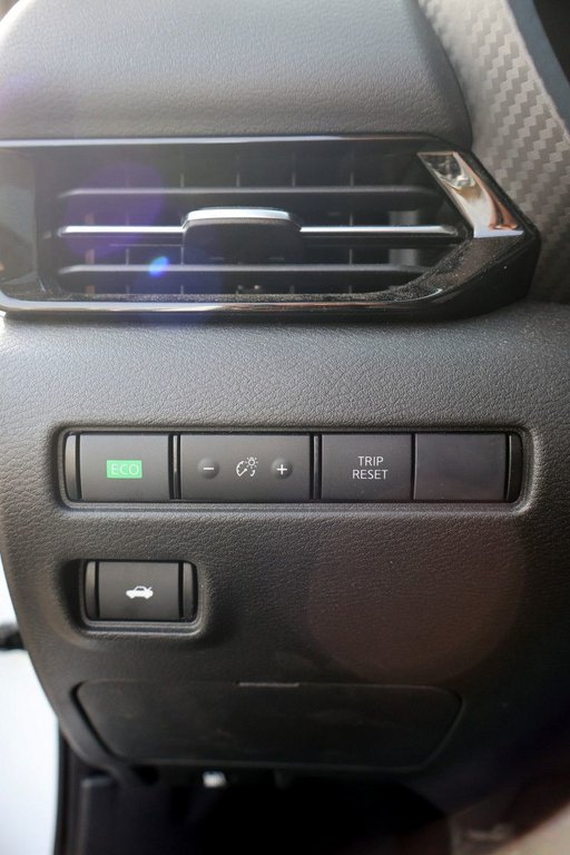 2022 Nissan Sentra Sr MidNight Edition in Mascouche, Quebec - 25 - w1024h768px