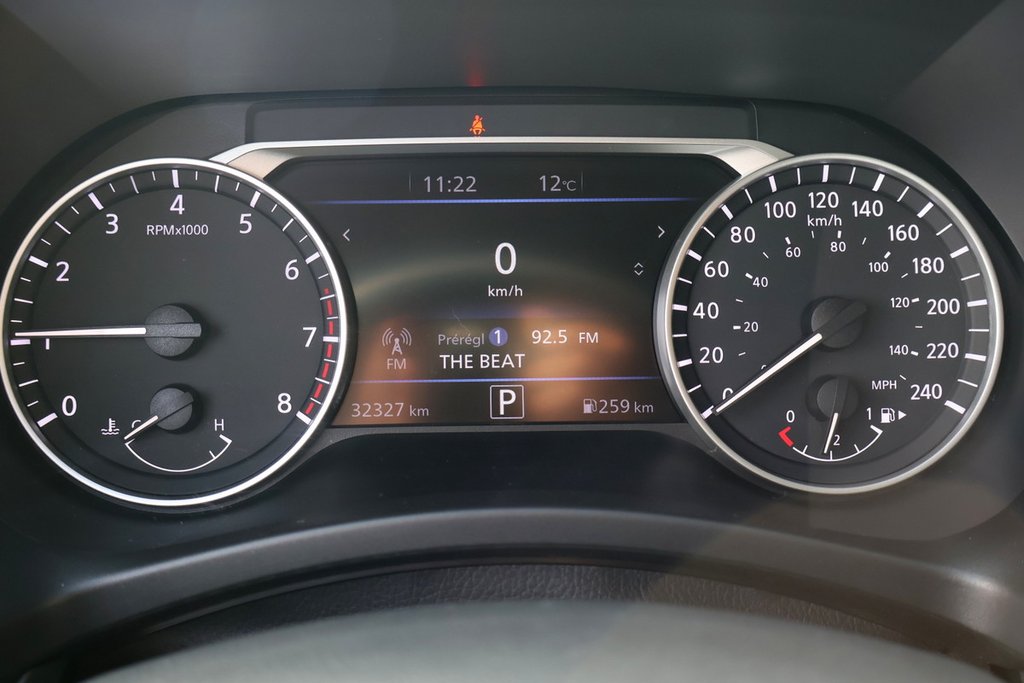 2022 Nissan Sentra Sr MidNight Edition in Mascouche, Quebec - 19 - w1024h768px