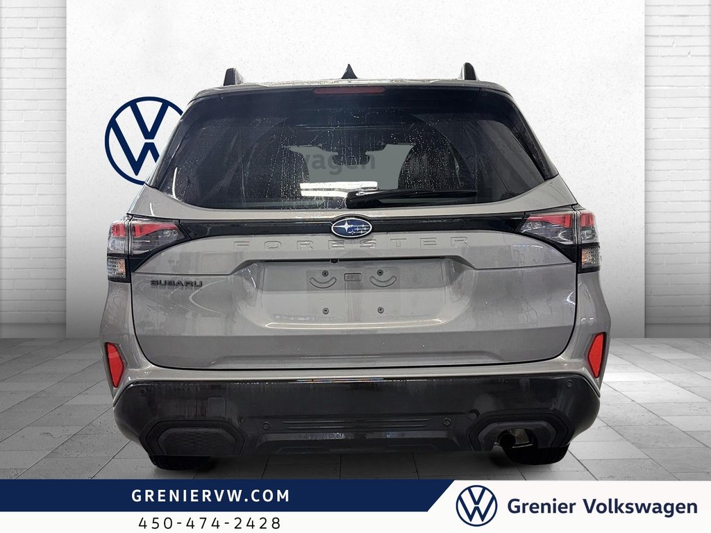 2025 Subaru Forester Touring, Cuir, Toit Ouvrant, Siege Chauffant in Terrebonne, Quebec - 5 - w1024h768px