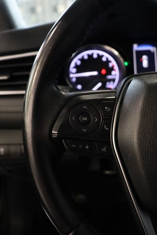 2018 Toyota Camry SE,jamais accidente,apple carplay in Mascouche, Quebec - 14 - w1024h768px