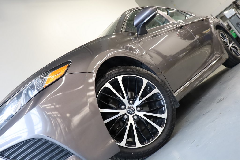 2018 Toyota Camry SE,jamais accidente,apple carplay in Mascouche, Quebec - 7 - w1024h768px