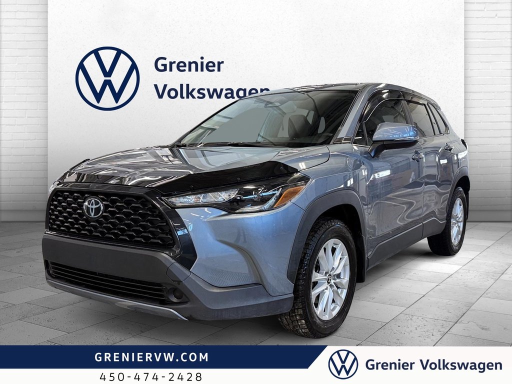 2024 Toyota Corolla Cross LE, Carplay, Caméra, Pneus été-hiver inclus in Mascouche, Quebec - 1 - w1024h768px