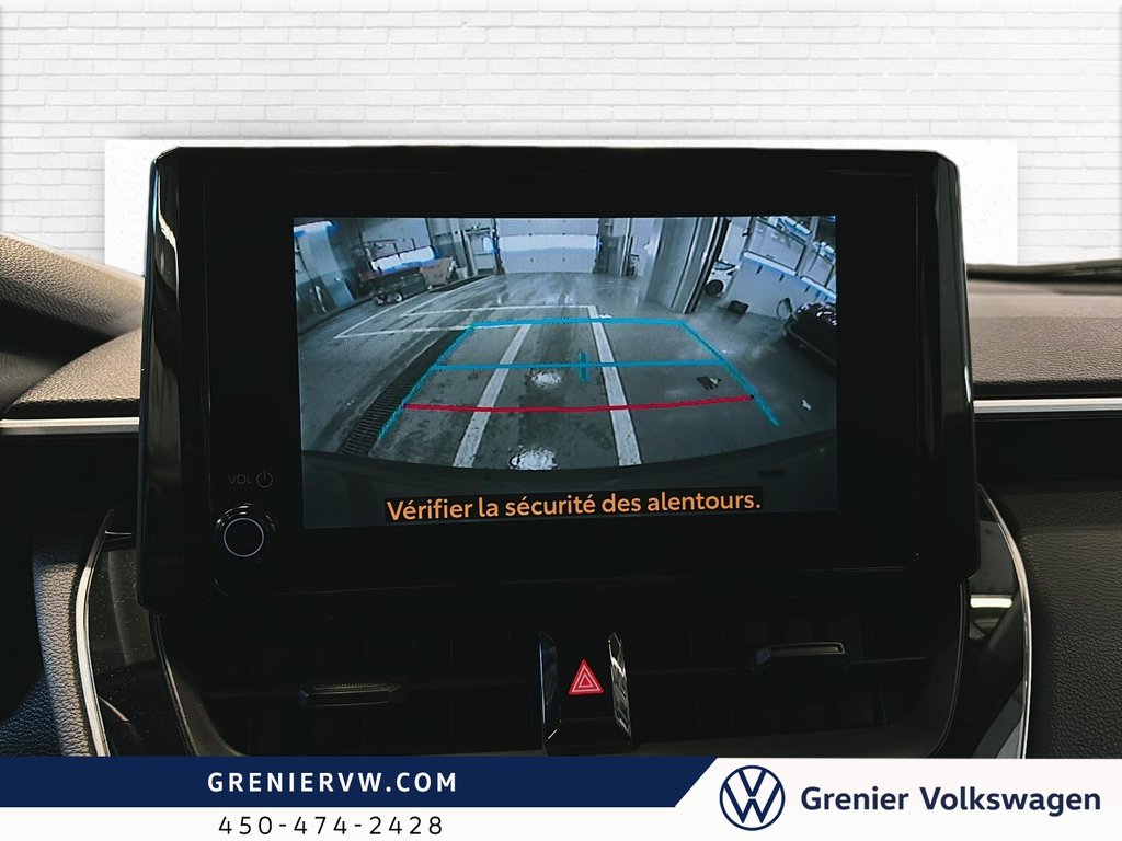 2024 Toyota Corolla Cross LE, Carplay, Caméra, Pneus été-hiver inclus in Mascouche, Quebec - 16 - w1024h768px