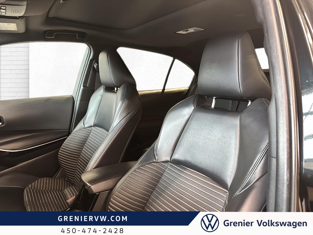 2020 Toyota Corolla SXE, Cuir, Siege Chauffant, Toit Ouvrant in Mascouche, Quebec - 17 - w1024h768px