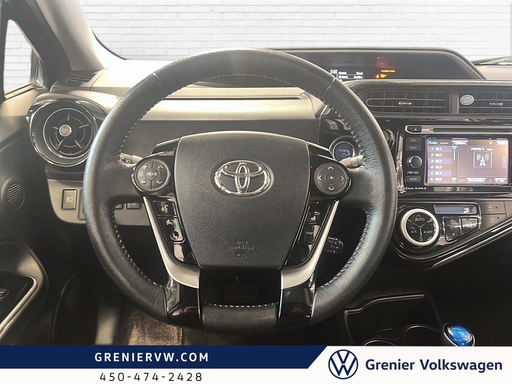 2019 Toyota prius c LE, Cuir, Toit, Banc chauffants, Caméra in Terrebonne, Quebec - 12 - w1024h768px