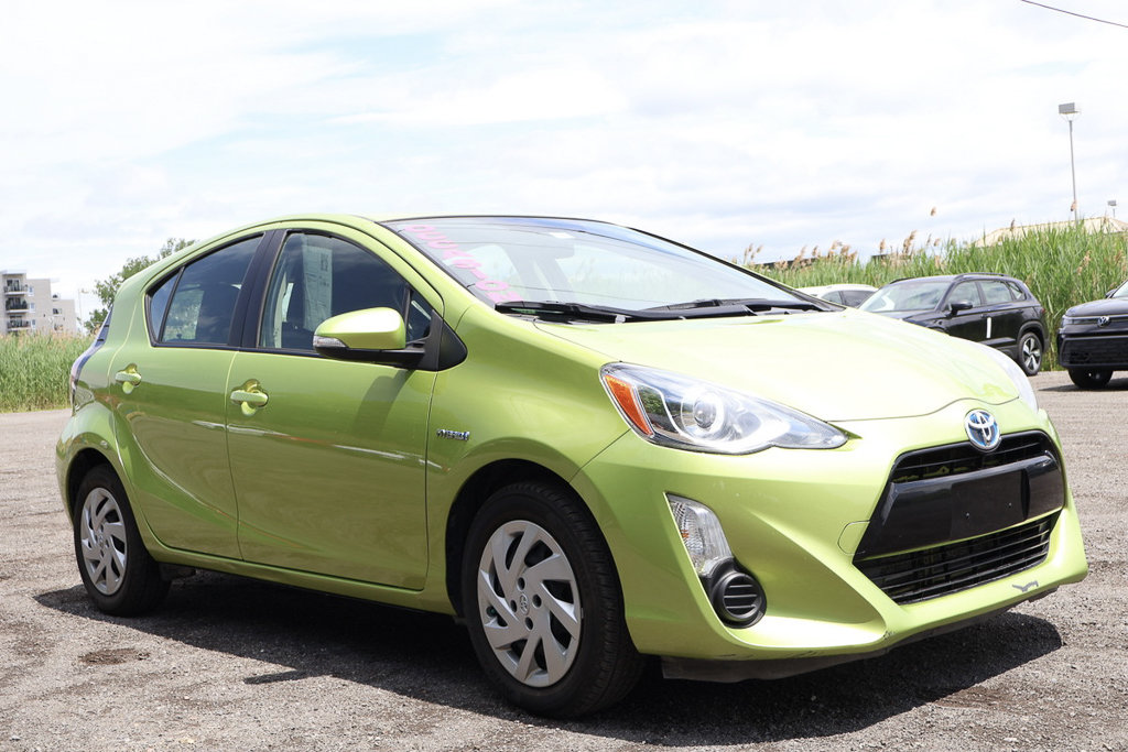 2015 Toyota Prius C Base in Mascouche, Quebec - 3 - w1024h768px
