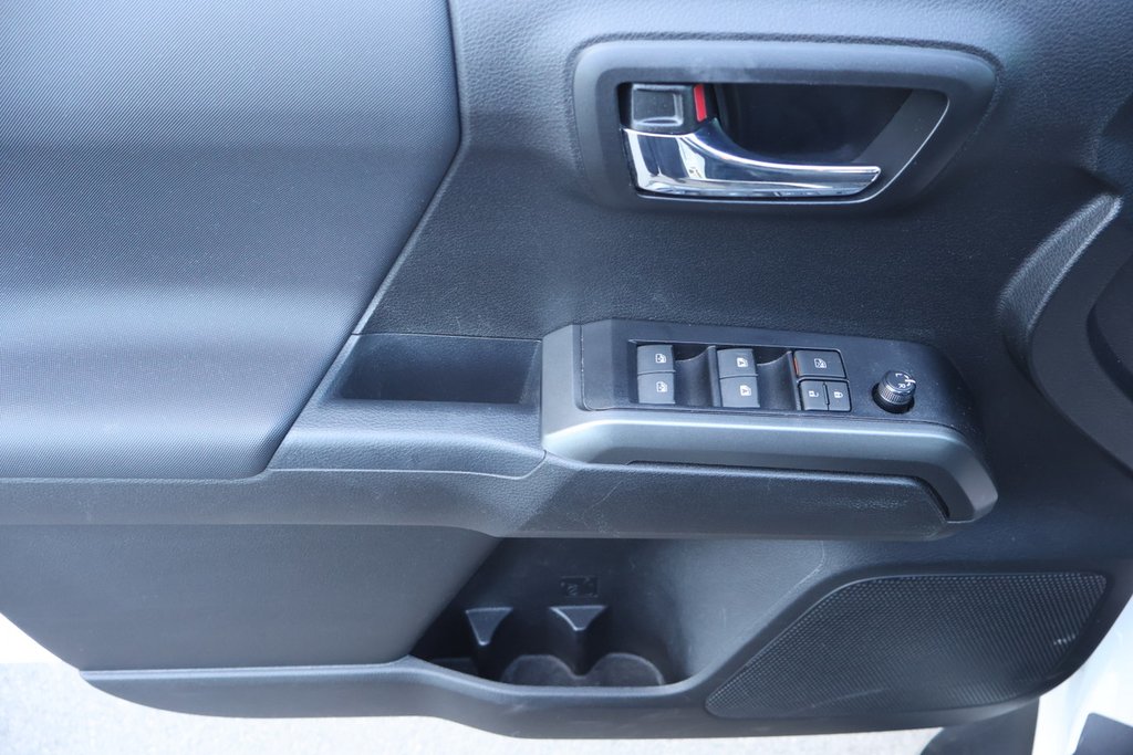 2023 Toyota TACOMA TRD OFF ROAD PREMIUM TRD OFF ROAD, Crew, 4x4, V6, Carplay, in Mascouche, Quebec - 26 - w1024h768px