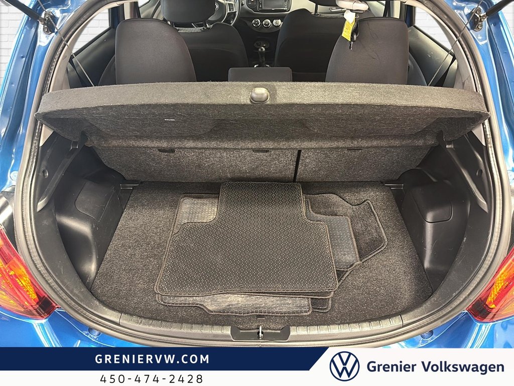 Toyota Yaris LE, Bluetooth, Gr. électrique 2017 à Terrebonne, Québec - 8 - w1024h768px