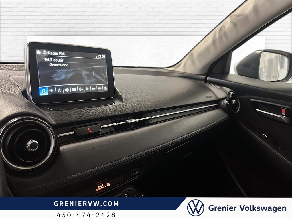 2018 Toyota Yaris LE, Seulement 66000km, Caméra, Banc chauffants in Terrebonne, Quebec - 13 - w1024h768px