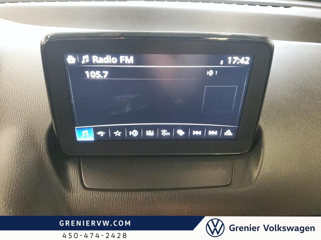 Toyota Yaris LE, Caméra, A/C, Démarreur a dist 2020 à Terrebonne, Québec - 15 - w1024h768px