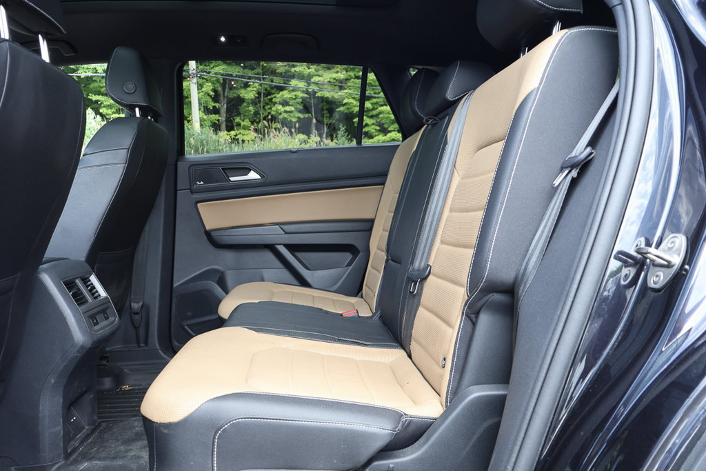 Volkswagen Atlas Cross Sport Execline, R-Line, V6, Toit, Cuir 2020 à Terrebonne, Québec - 29 - w1024h768px