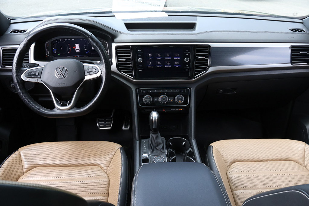 Volkswagen Atlas Cross Sport Execline, R-Line, V6, Toit, Cuir 2020 à Terrebonne, Québec - 14 - w1024h768px