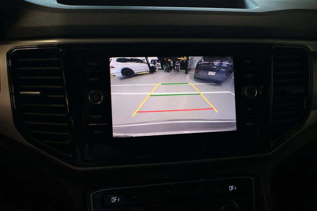 2020 Volkswagen Atlas Cross Sport Comfortline, Cuir, Toit, V6, Carplay in Mascouche, Quebec - 22 - w1024h768px
