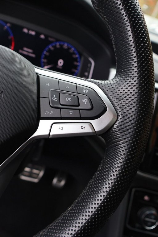 Volkswagen Atlas Cross Sport Execline, V6, Cuir, Toit, Mags 21'' 2021 à Terrebonne, Québec - 18 - w1024h768px