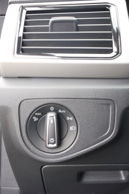 Volkswagen Atlas Cross Sport Execline, V6, Cuir, Toit, Mags 21'' 2021 à Terrebonne, Québec - 27 - w1024h768px