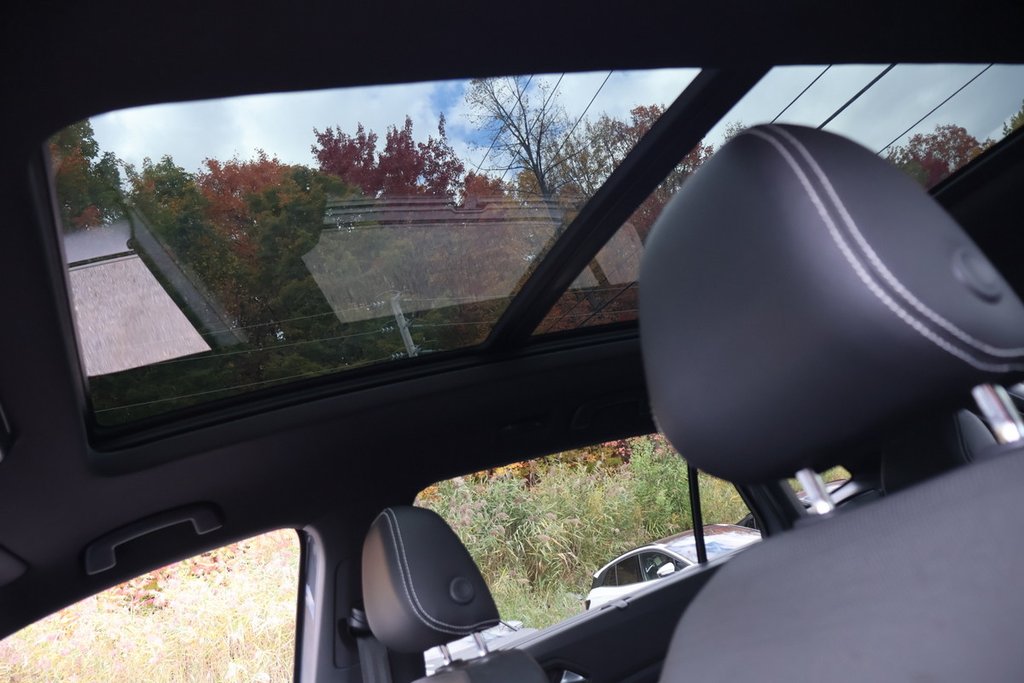 Volkswagen Atlas Cross Sport Execline, V6, Cuir, Toit, Mags 21'' 2021 à Terrebonne, Québec - 11 - w1024h768px