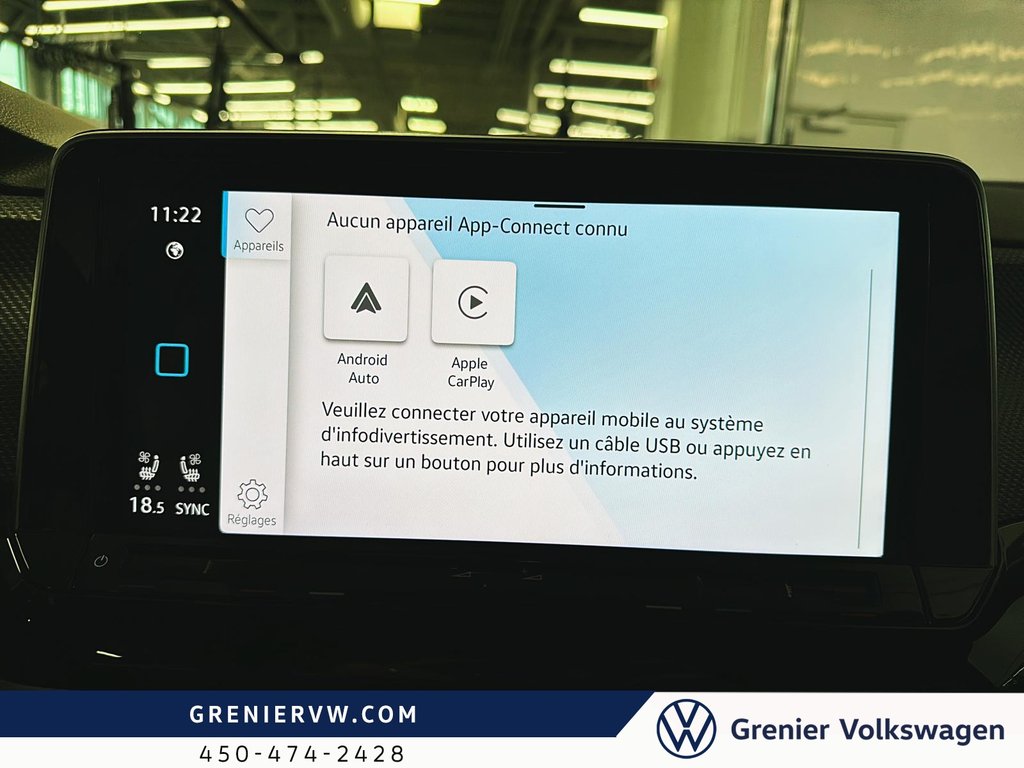 2024 Volkswagen Atlas Cross Sport Execline, Cuir, Toit Pano, Navigation, Clim 3 Zone in Terrebonne, Quebec - 17 - w1024h768px