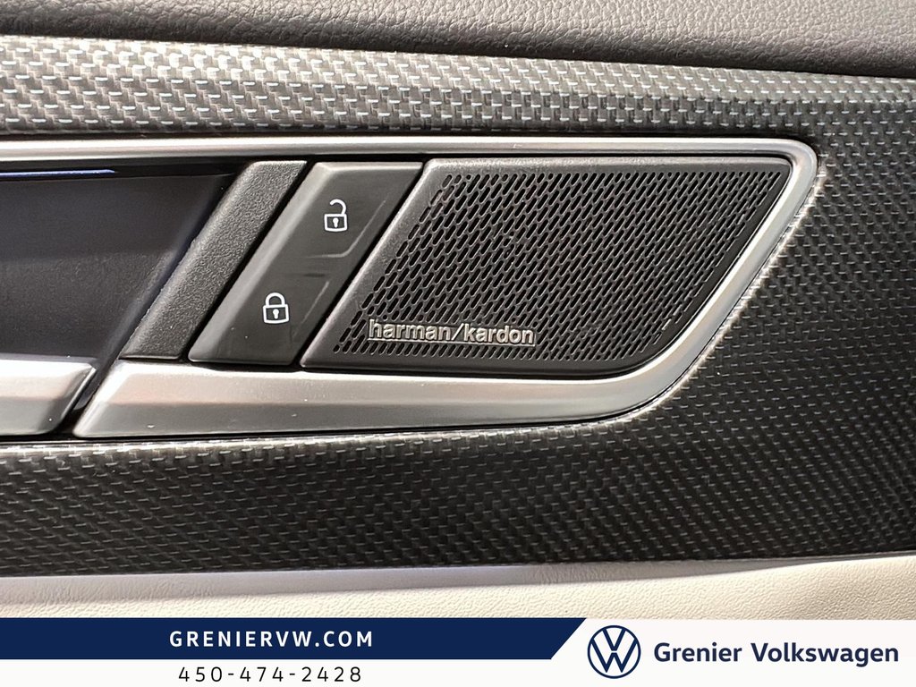 2024 Volkswagen Atlas Cross Sport Execline, Cuir, Toit Pano, Navigation, Clim 3 Zone in Terrebonne, Quebec - 14 - w1024h768px