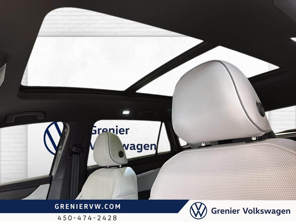 2024 Volkswagen Atlas Cross Sport Execline, Cuir, Toit Pano, Navigation, Clim 3 Zone in Terrebonne, Quebec - 13 - w1024h768px