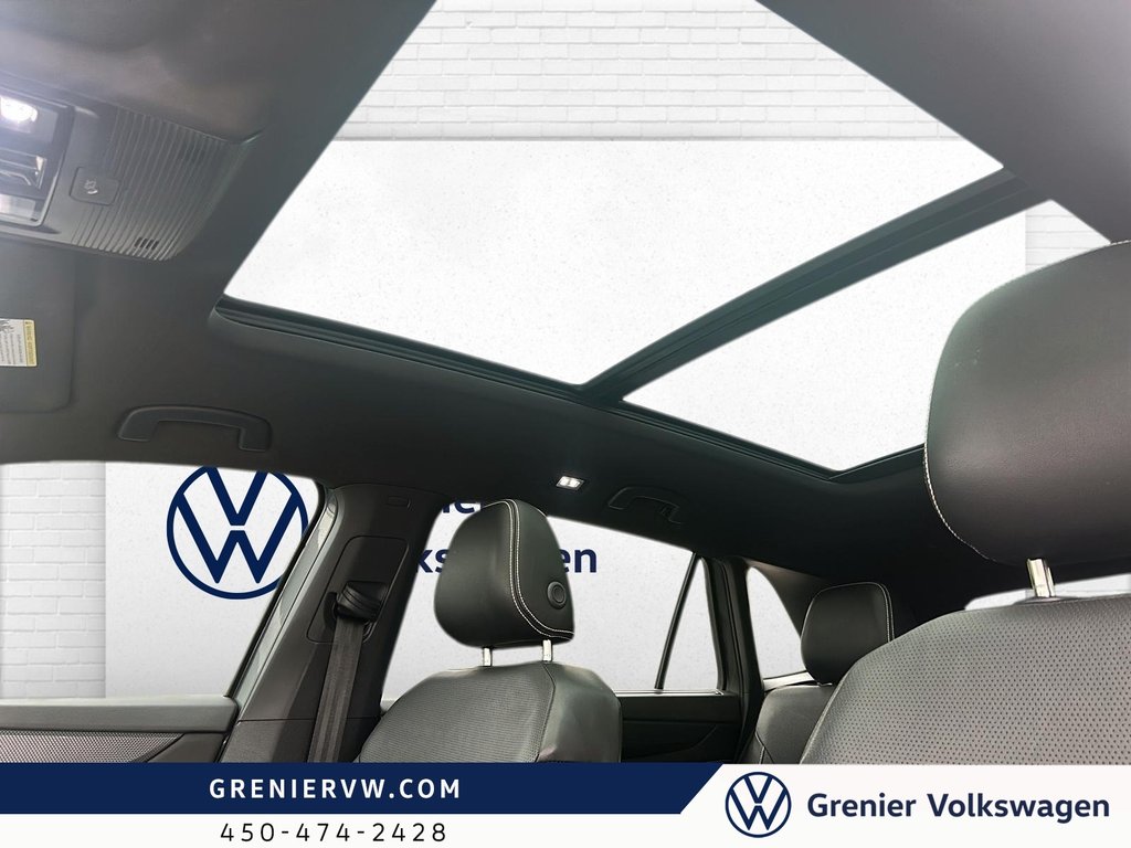 Volkswagen Atlas Cross Sport Highline, Cuir, Toit, Jantes 22po 2024 à Terrebonne, Québec - 17 - w1024h768px
