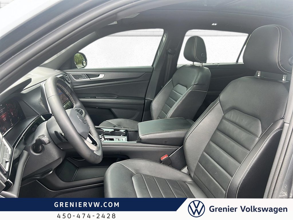 Volkswagen Atlas Cross Sport Highline, Cuir, Toit, Jantes 22po 2024 à Terrebonne, Québec - 16 - w1024h768px