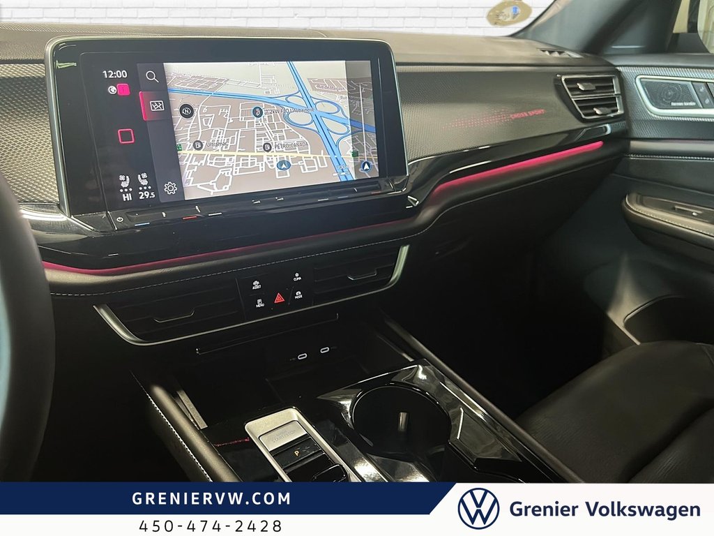Volkswagen Atlas Cross Sport Highline, Cuir, Toit, Harman Kardon 2024 à Terrebonne, Québec - 19 - w1024h768px