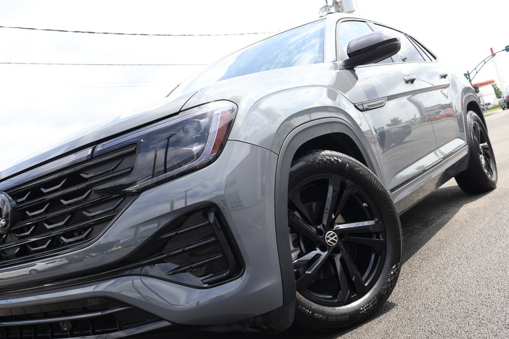 Volkswagen Atlas Cross Sport Comfortline R-Line Black Edition 2025 à Mascouche, Québec - 7 - w1024h768px