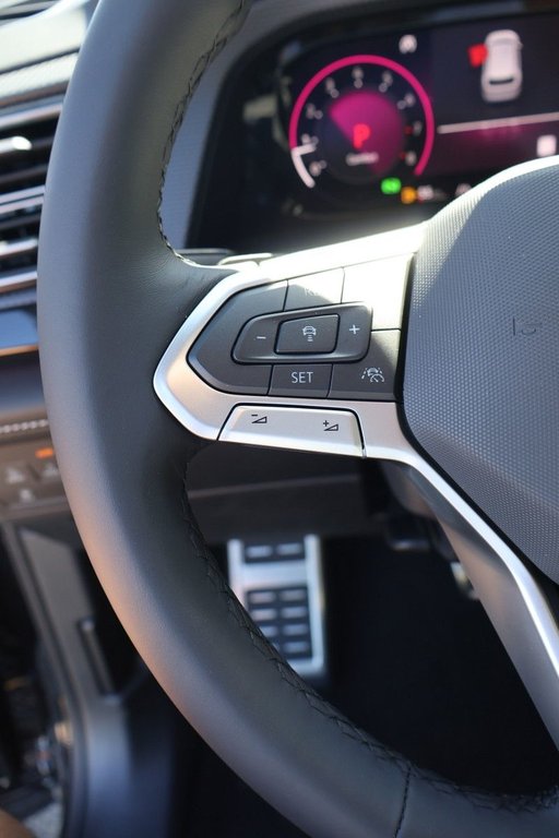 2025 Volkswagen Atlas Cross Sport Execline in Mascouche, Quebec - 13 - w1024h768px