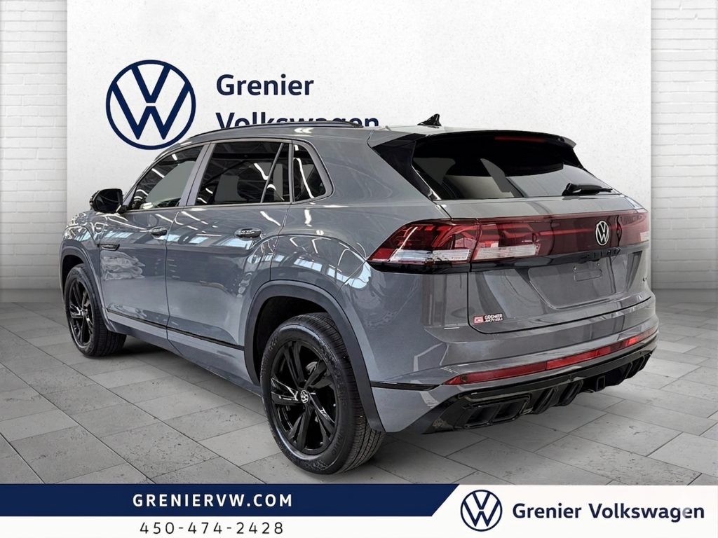 2025 Volkswagen Atlas Cross Sport Comfortline R-Line, Cuir, Toit Pano, Siège Chauff in Terrebonne, Quebec - 5 - w1024h768px