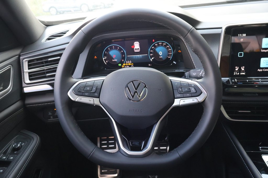 2026 Volkswagen Atlas Cross Sport Execline in Mascouche, Quebec - 9 - w1024h768px