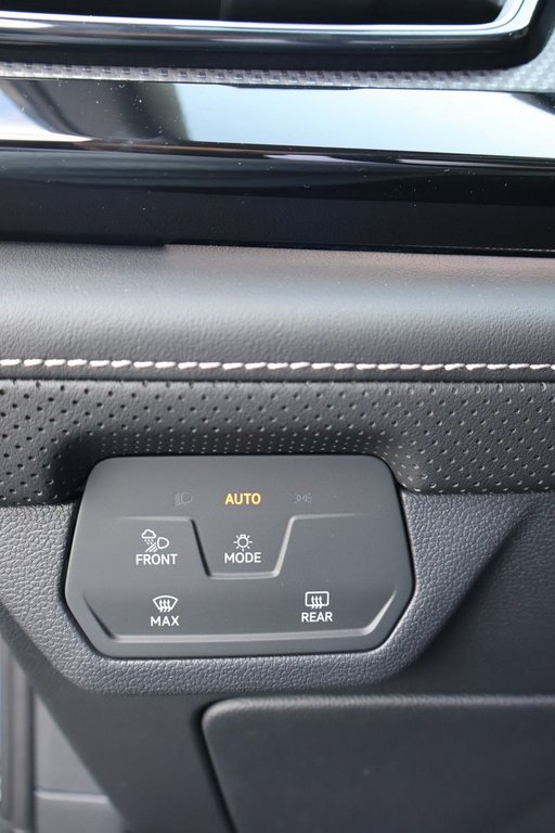 2026 Volkswagen Atlas Cross Sport Execline in Mascouche, Quebec - 15 - w1024h768px