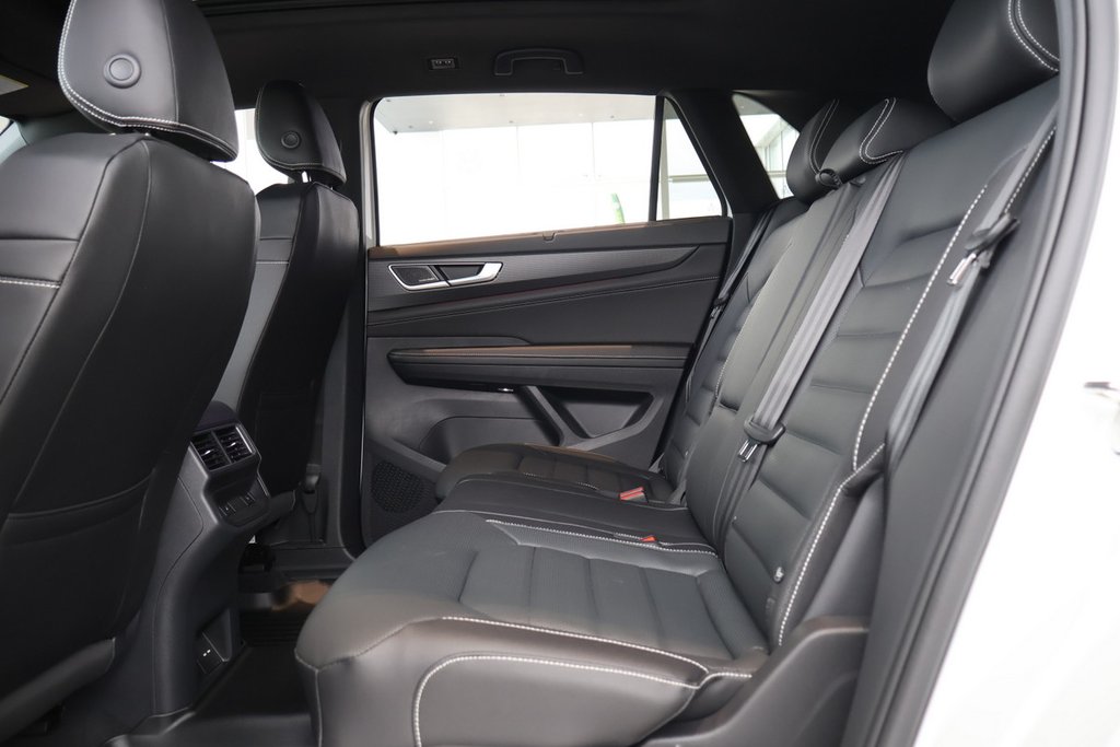 2026 Volkswagen Atlas Cross Sport Highline in Mascouche, Quebec - 19 - w1024h768px